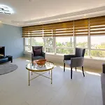 Hadrian Viva Modern Luxury & & Near Kaleici אנטליה