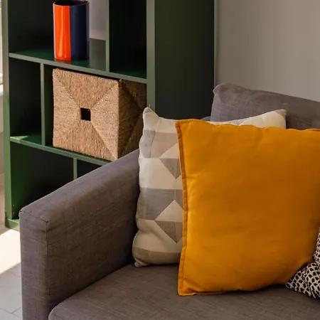 Kaleici Central 1-Bedroom Apartment With Sea View Апартаменты *