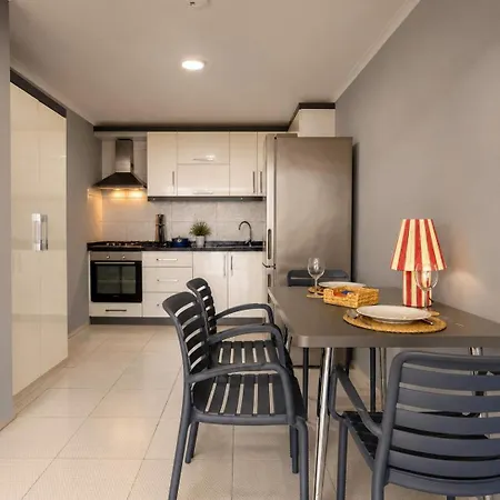 Hadrian Viva Modern Luxury In Near Kaleici * Antalya