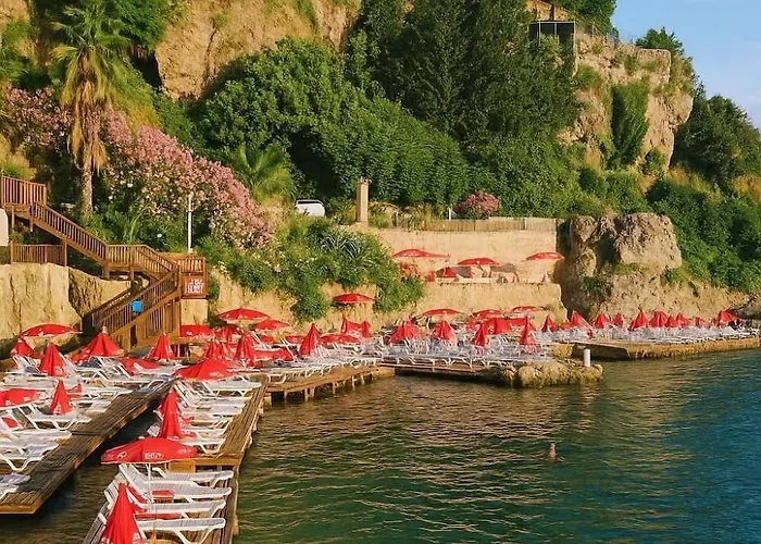 Hadrian Viva Modern Luxury Stay & Central Antalya & Near Kaleici 公寓