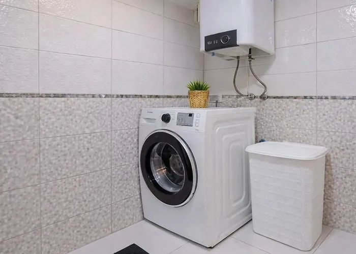 Maxihomes Hadrian Viva 아파트